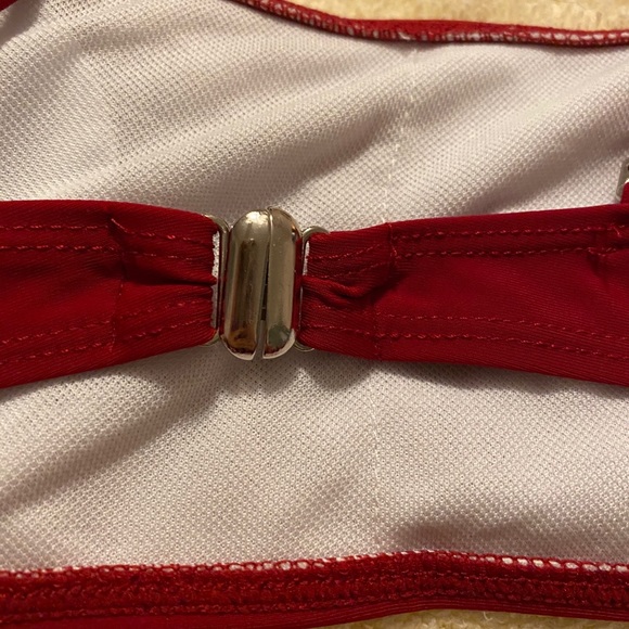 Bikini - Picture 4 of 6